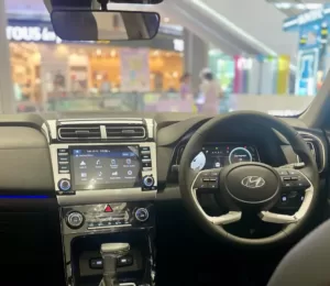 hyundai creta cabin